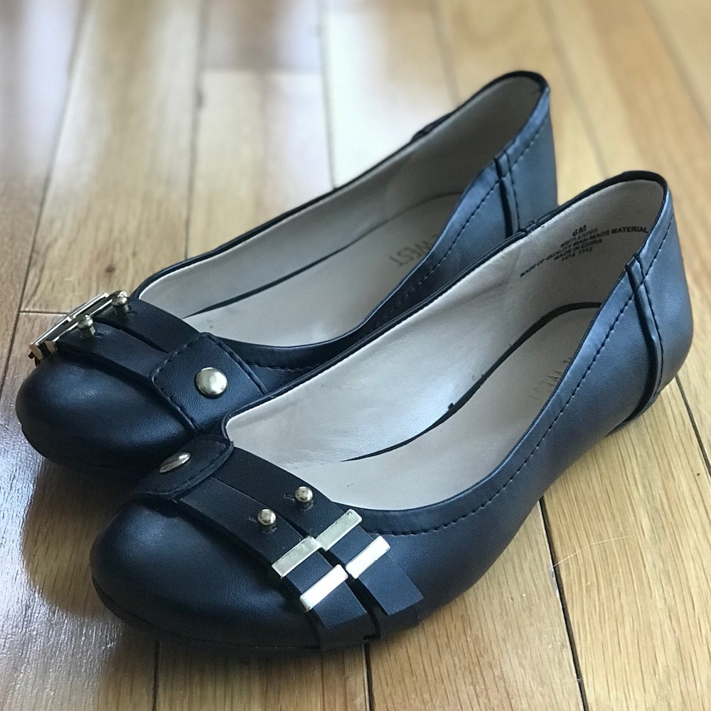 Nine West Lexing Flats